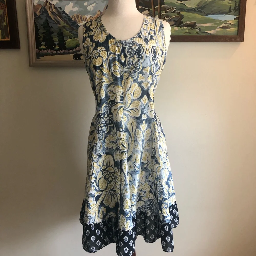 CINO Dress - Picture 1 of 3